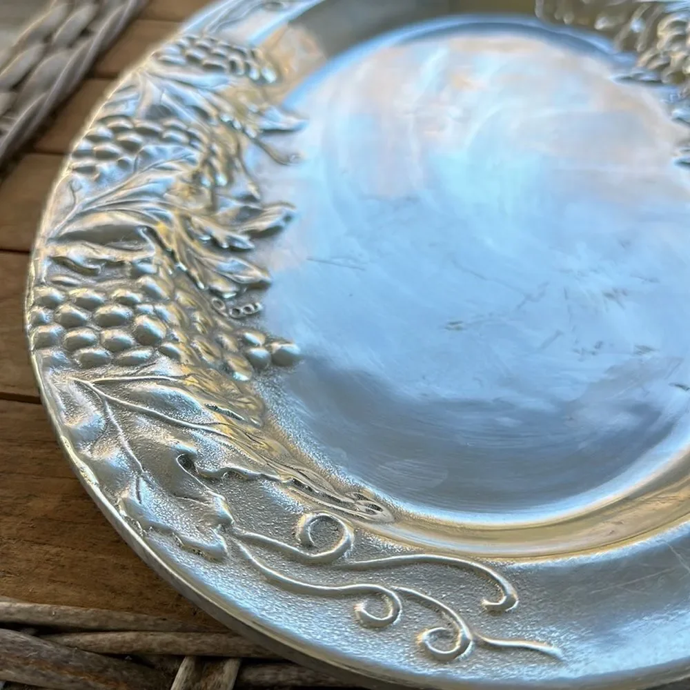 The Wilton Co Oval Pewter Grapevine Embossed Serving Tray